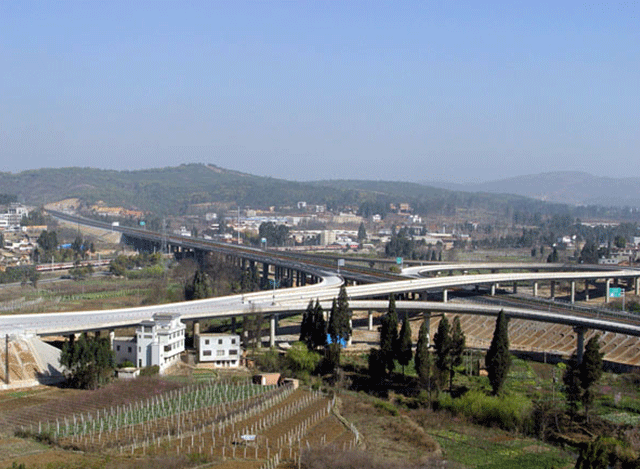 中鐵八局集團昆明鐵路建設(shè)有限公司